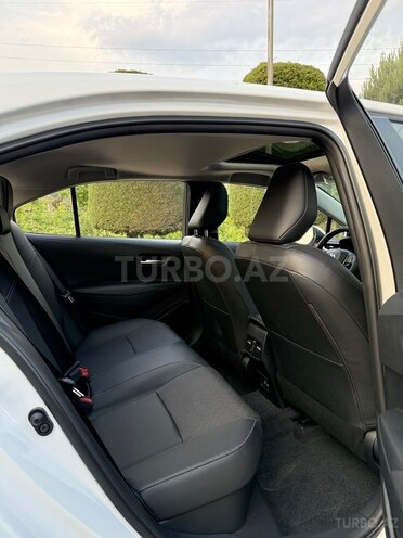 Toyota Corolla-12