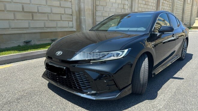 Toyota Camry-3