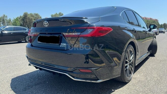 Toyota Camry-6