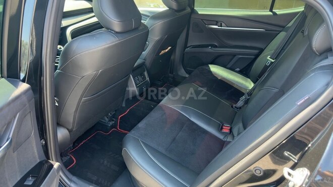 Toyota Camry-14