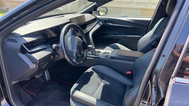 Toyota Camry-11