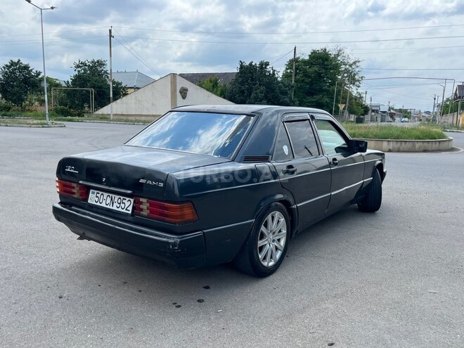Mercedes 190-4