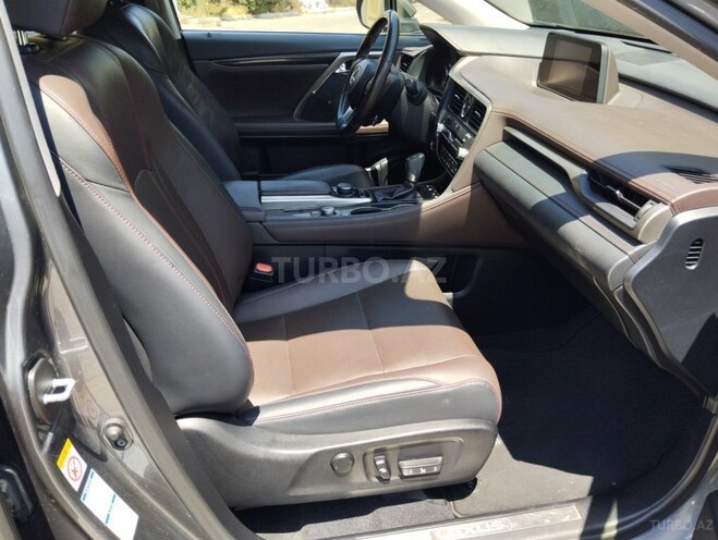 Lexus RX 350L-9