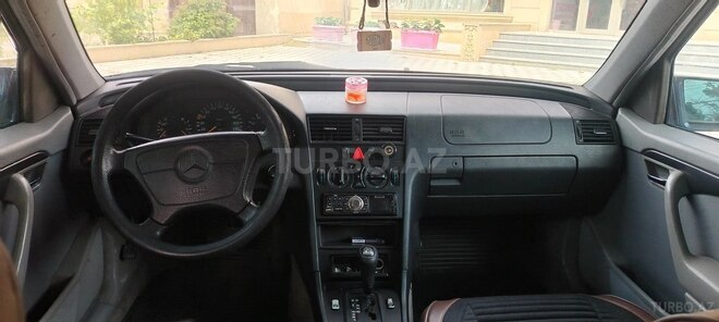 Mercedes C 180-12