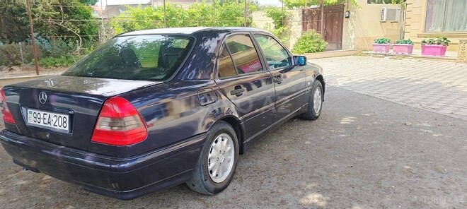 Mercedes C 180-8