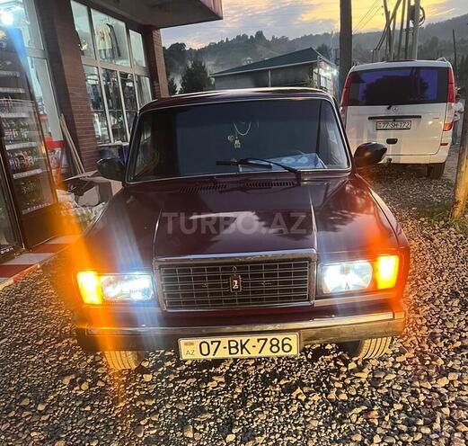 LADA (VAZ) 2107-1