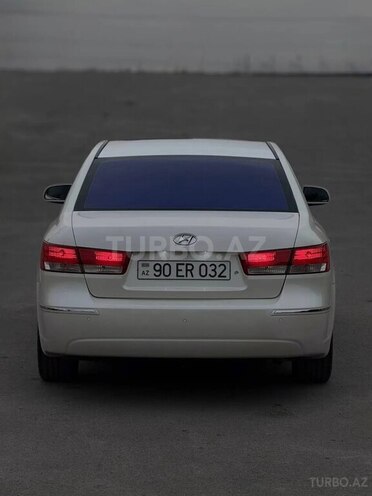 Hyundai Sonata-8