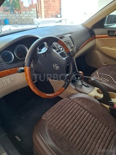 Hyundai Sonata-13