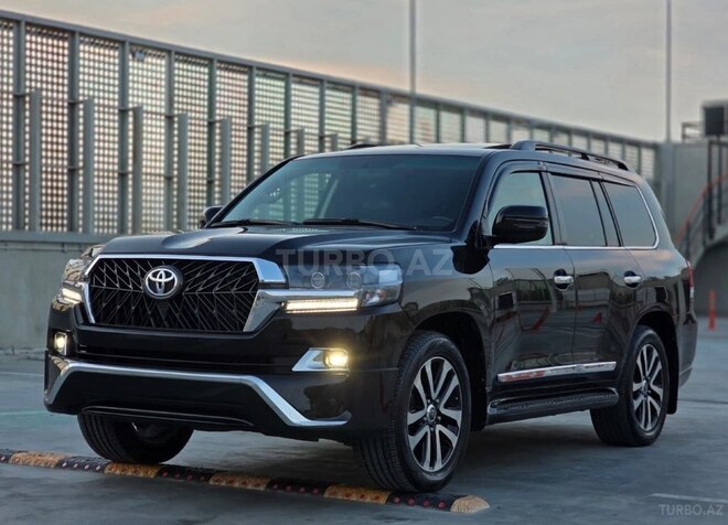 Toyota Land Cruiser-4