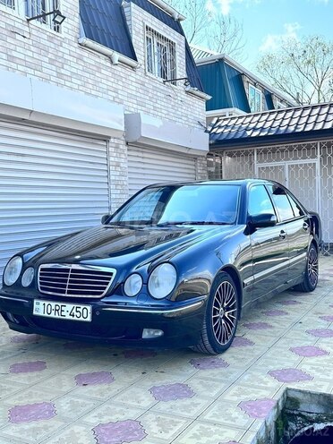 Mercedes E 280-3