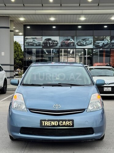 Toyota Prius-3