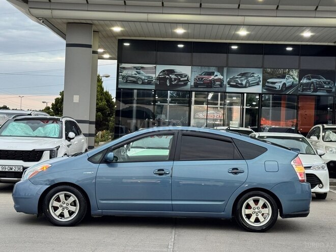 Toyota Prius-6