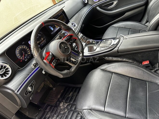 Mercedes E 220 d-10
