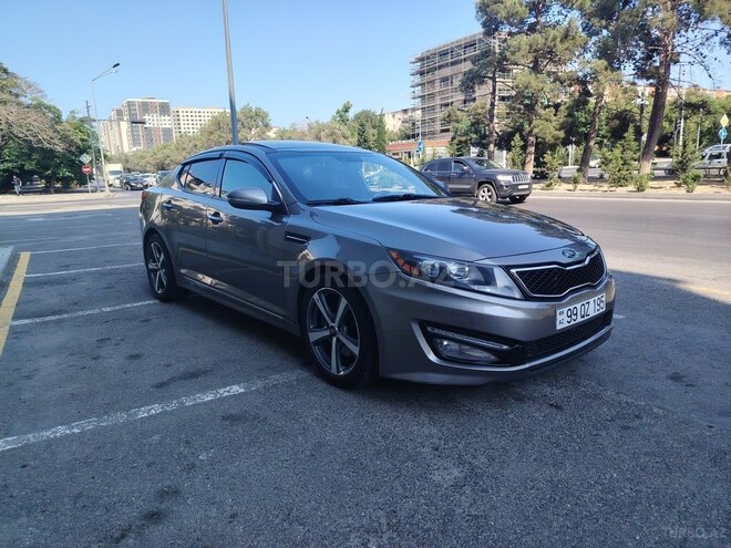 Kia Optima-4