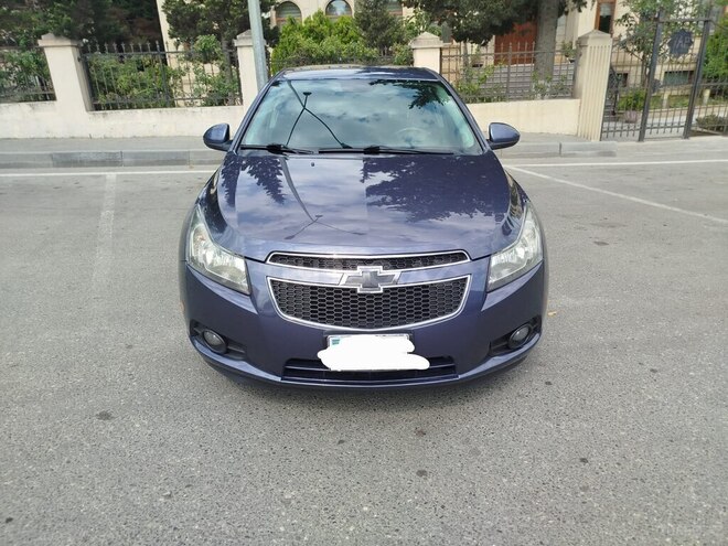 Chevrolet Cruze-1