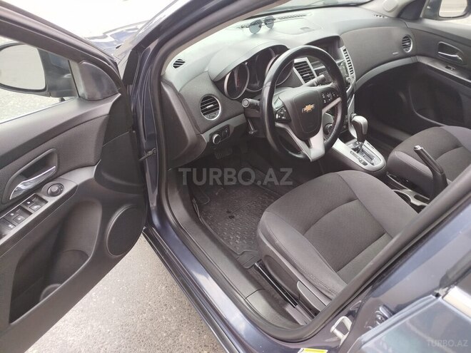 Chevrolet Cruze-9