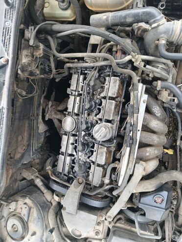 Renault Safrane-6