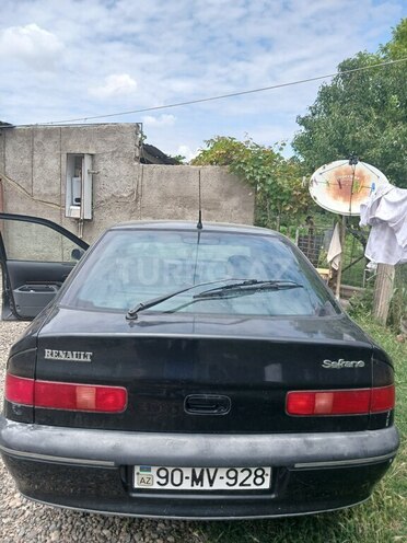 Renault Safrane-7