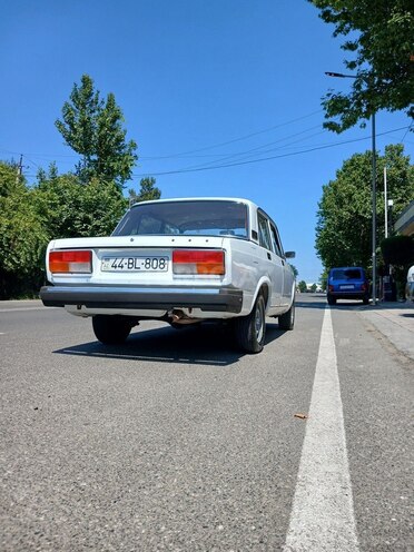 LADA (VAZ) 2107-5