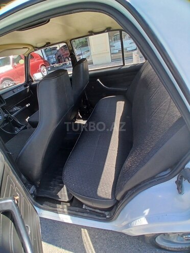 LADA (VAZ) 2107-13