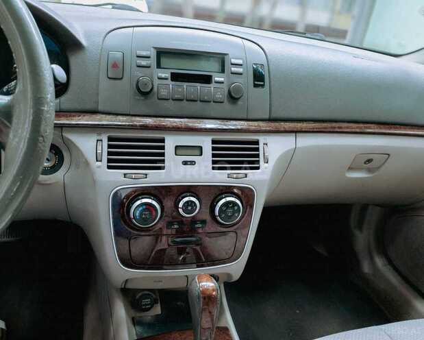 Hyundai Sonata-4