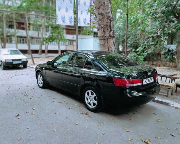 Hyundai Sonata-10