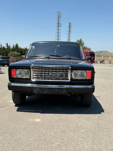LADA (VAZ) 2107-1