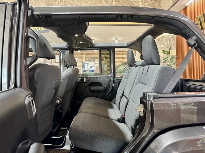 Jeep Wrangler-15
