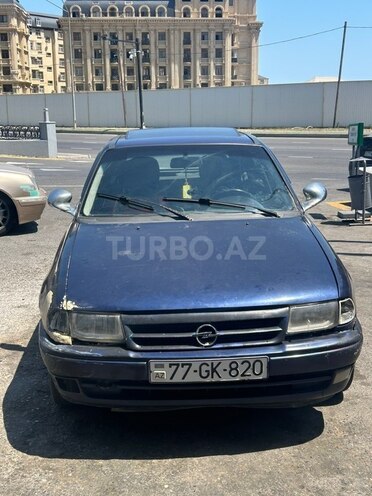 Opel Astra-1