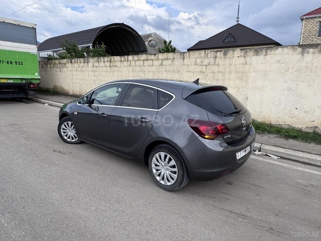 Opel Astra-6