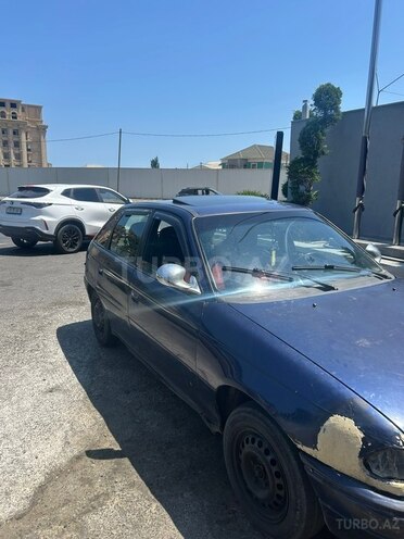 Opel Astra-3