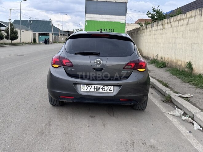 Opel Astra-2