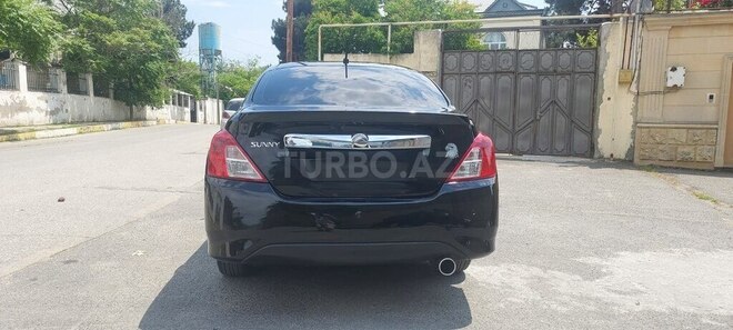 Nissan Sunny-5