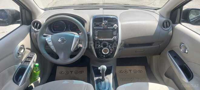 Nissan Sunny-7