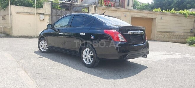 Nissan Sunny-6