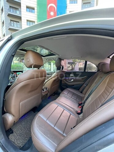 Mercedes E 220 d-16