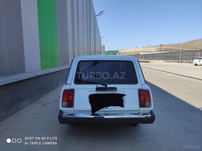 LADA (VAZ) 2104-2