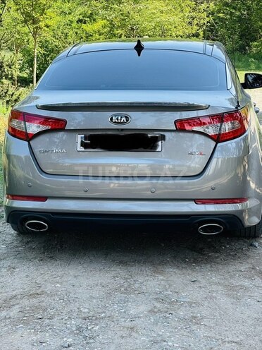 Kia Optima-3