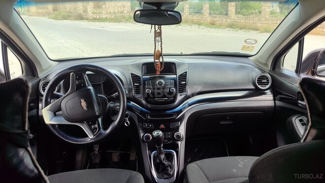 Chevrolet Orlando-5