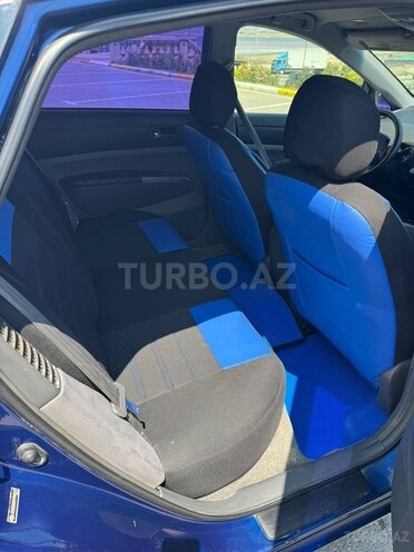 Toyota Prius-10