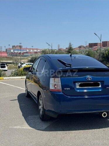 Toyota Prius-7