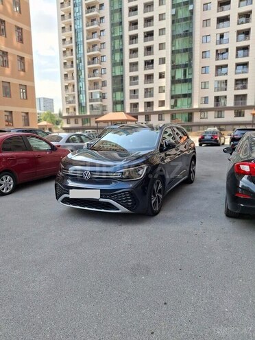 Volkswagen ID.6 Crozz-1