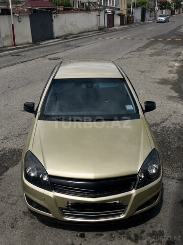 Opel Astra-2