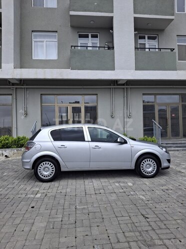 Opel Astra-10