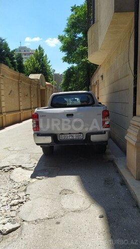 Mitsubishi L200-2