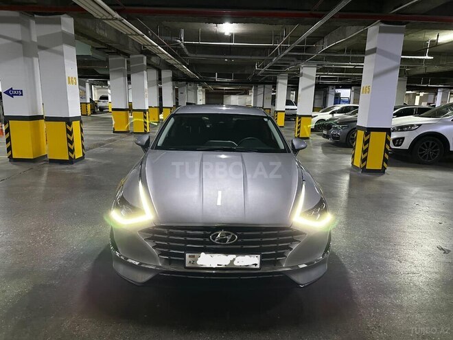 Hyundai Sonata-2