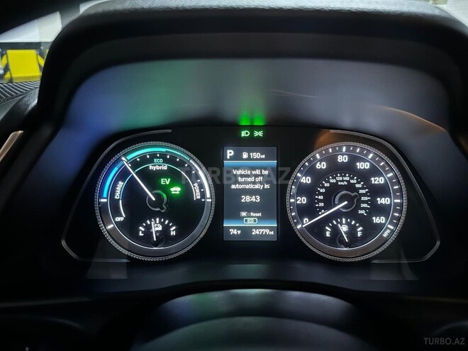 Hyundai Sonata-4
