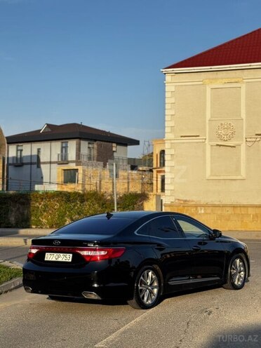 Hyundai Grandeur-4