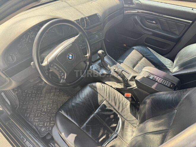 BMW 528-5