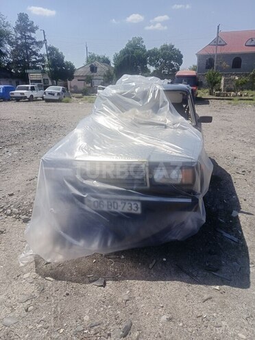 LADA (VAZ) 2107-1